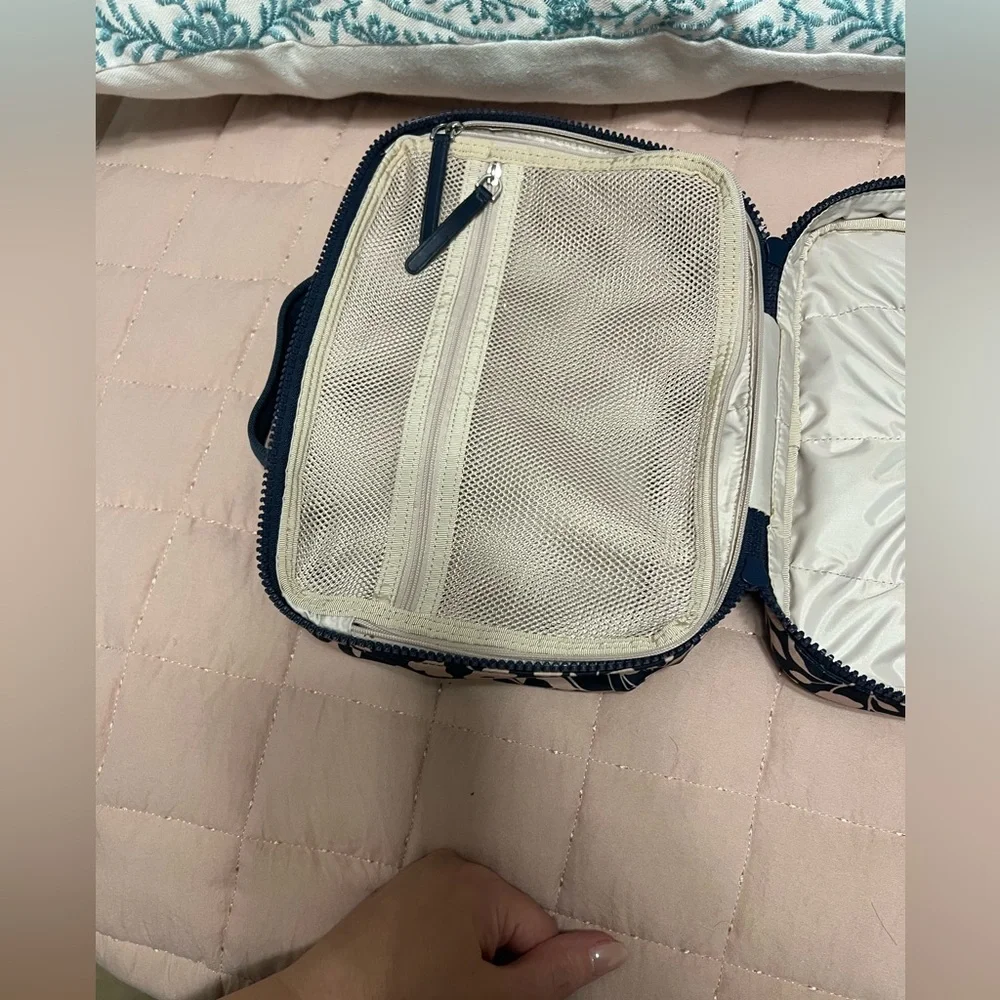 Kate Spade Floral Print Travel Bag - Picture 6 of 9